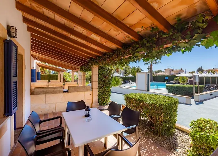 Apartamentos Iris